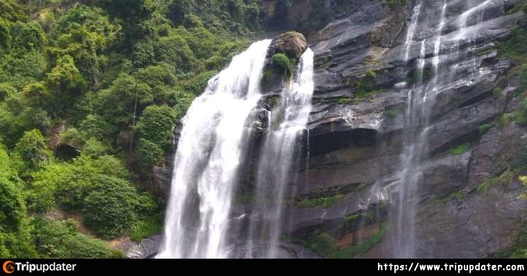 Bomburu Ella Waterfall