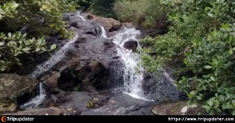 Hakgala Ella Falls