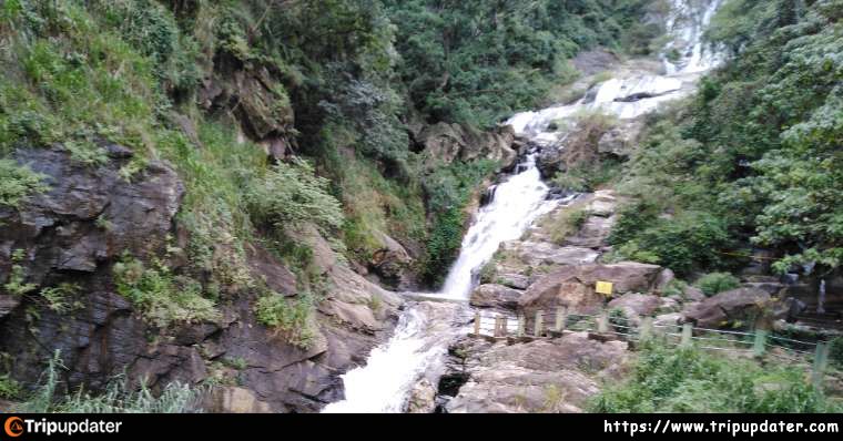 Ravana Waterfall 
