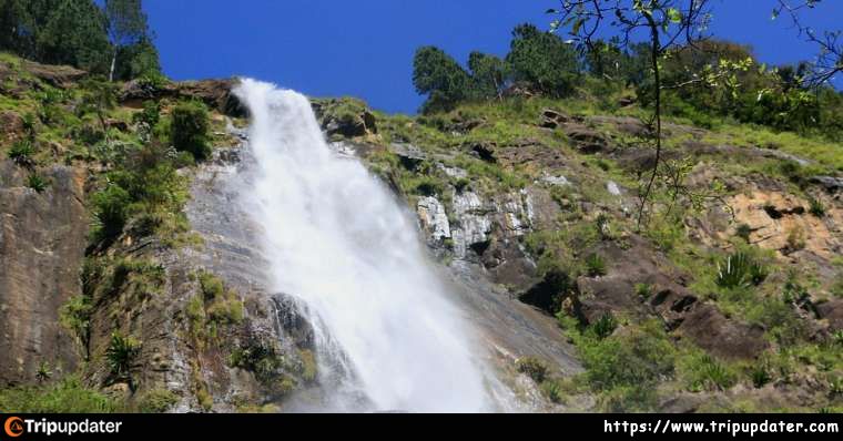 Bambarakanda Falls