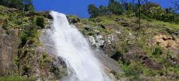 Bambarakanda Falls